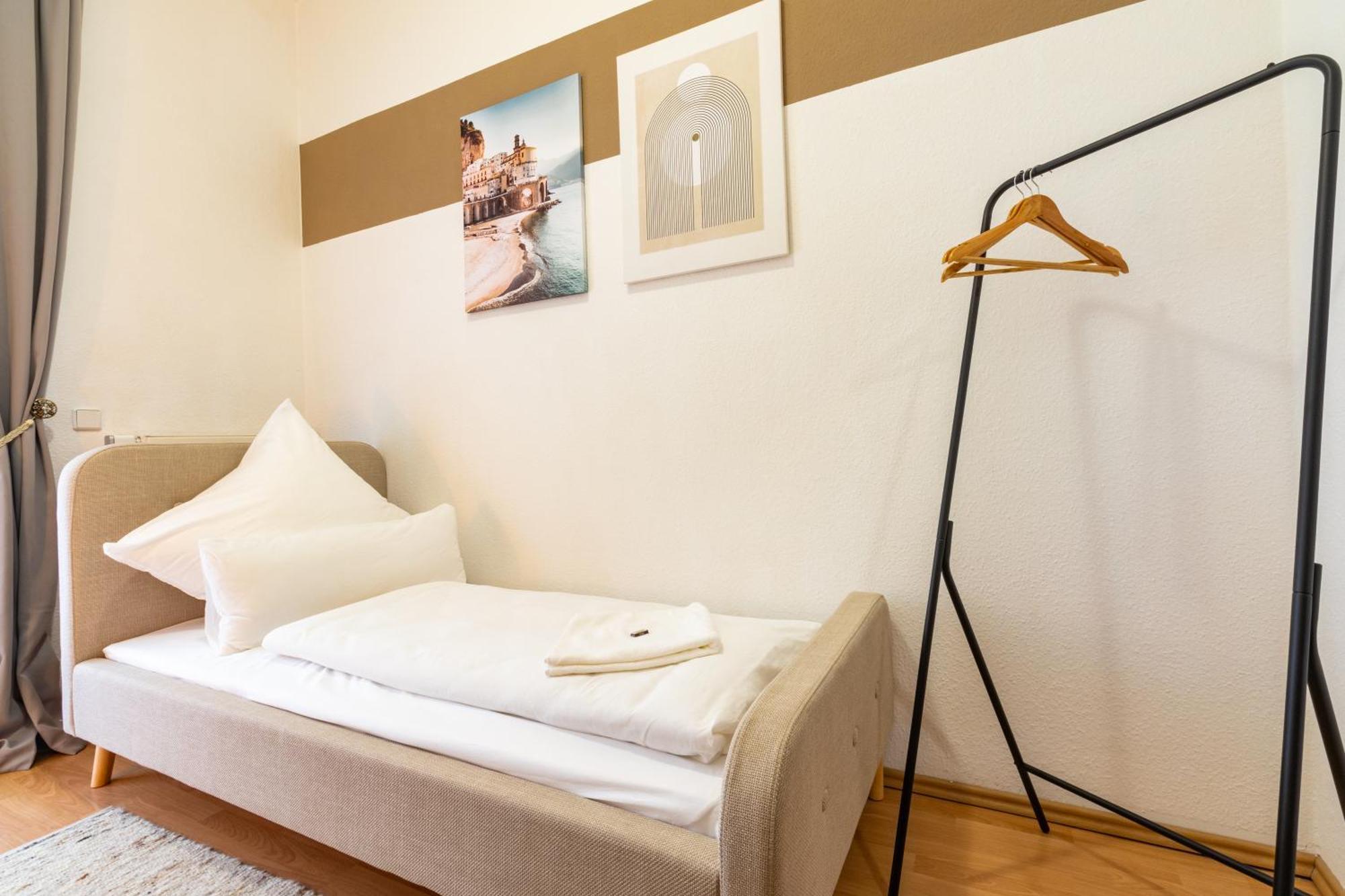 Stadtnatur Apartment Am Kuechwald - Mit Balkon, Streaming-Tv, Badewanne, Arbeitsplatz Хемниц Экстерьер фото