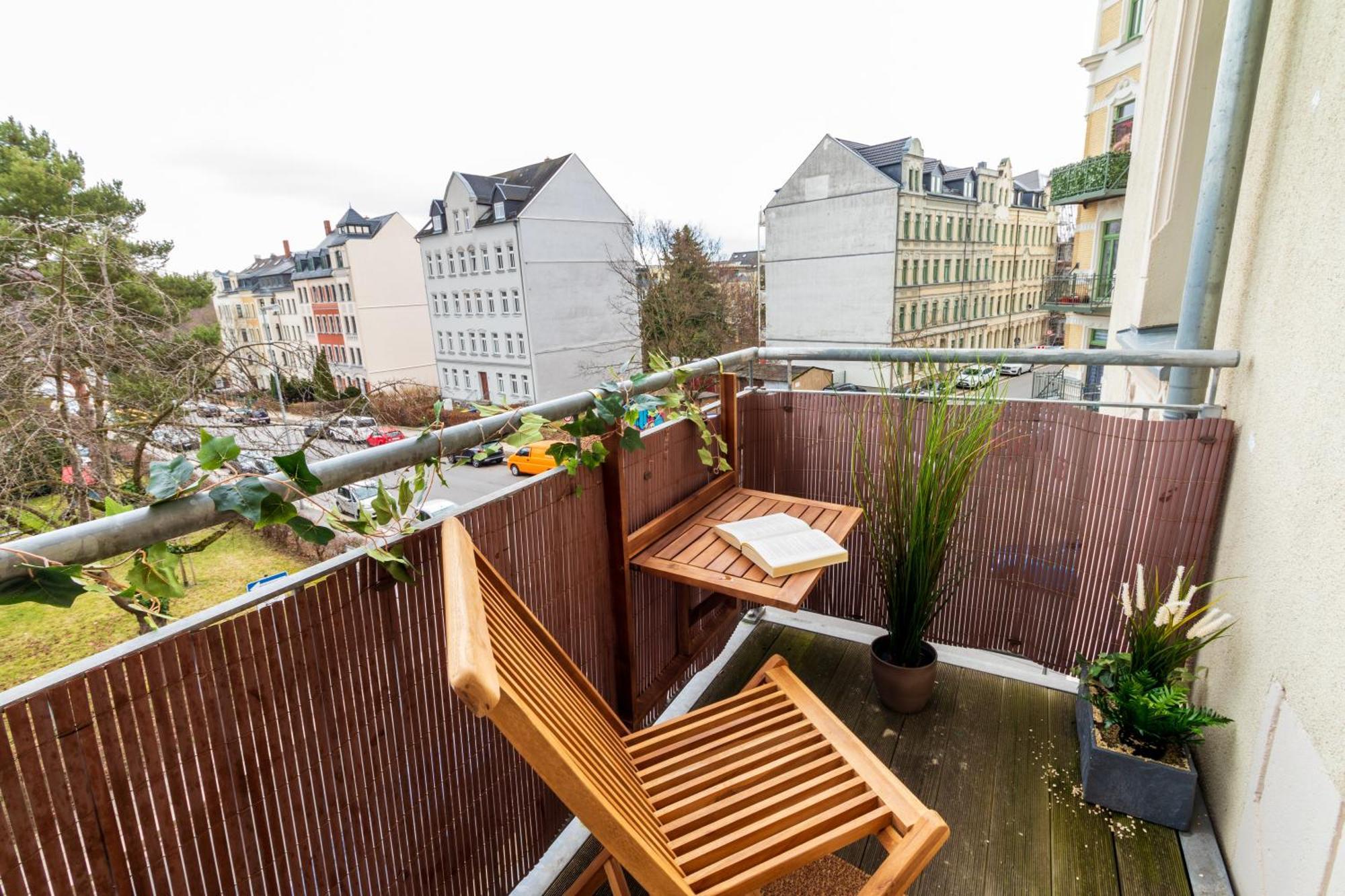 Stadtnatur Apartment Am Kuechwald - Mit Balkon, Streaming-Tv, Badewanne, Arbeitsplatz Хемниц Экстерьер фото