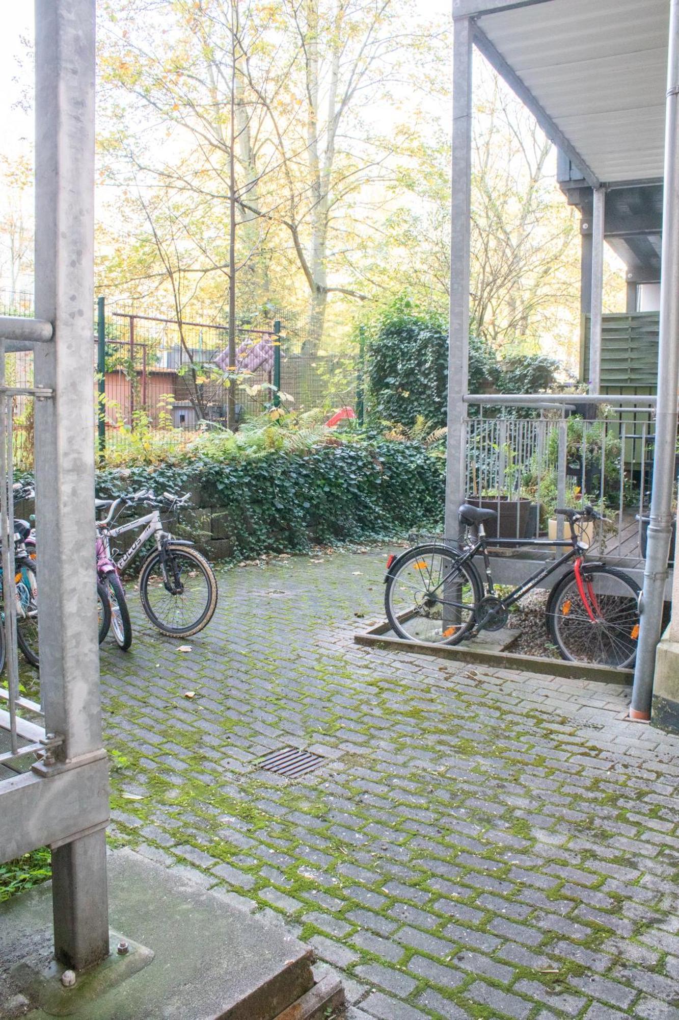 Stadtnatur Apartment Am Kuechwald - Mit Balkon, Streaming-Tv, Badewanne, Arbeitsplatz Хемниц Экстерьер фото